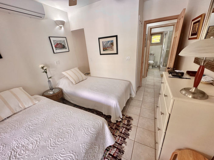 Image No.19-3 Bed Property for sale