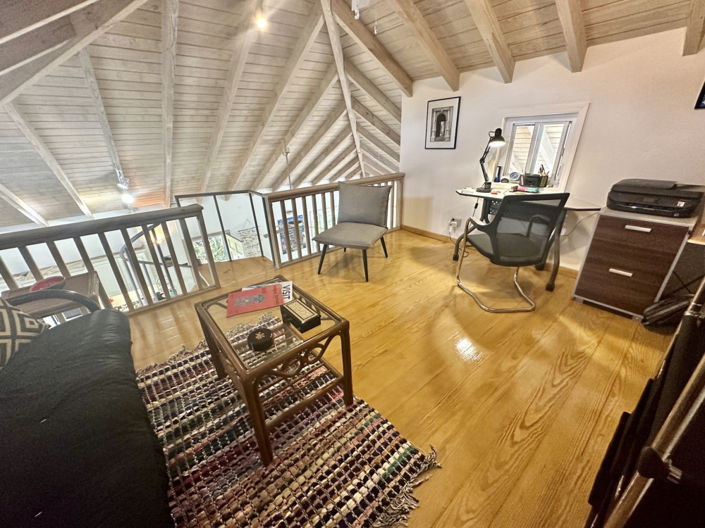 Image No.28-3 Bed Property for sale