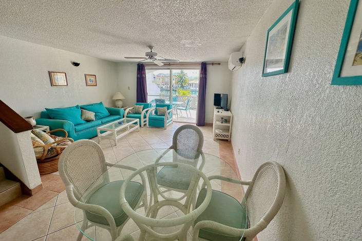 Image No.3-2 Bed Villa for sale