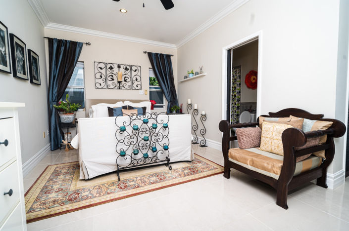 Image No.14-3 Bed Property for sale