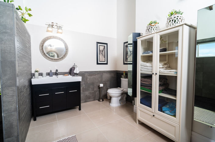 Image No.24-3 Bed Property for sale