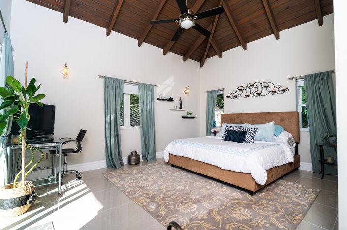 Image No.25-3 Bed Property for sale