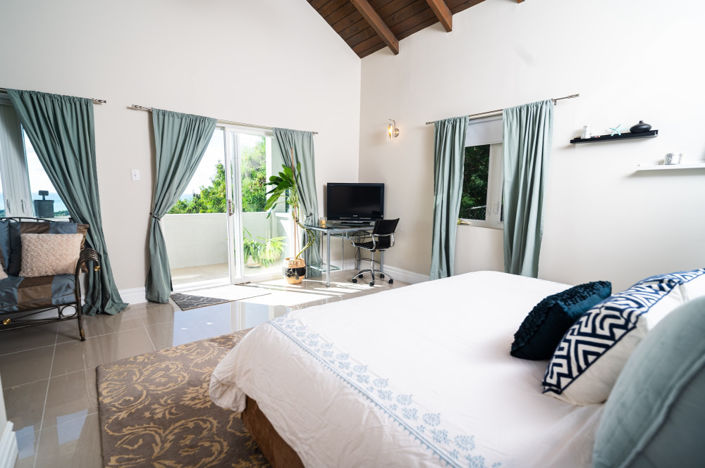 Image No.26-3 Bed Property for sale