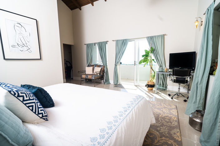 Image No.27-3 Bed Property for sale