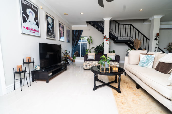 Image No.10-3 Bed Property for sale