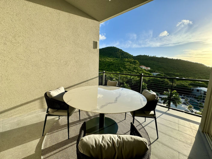 Image No.10-2 Bed Property for sale