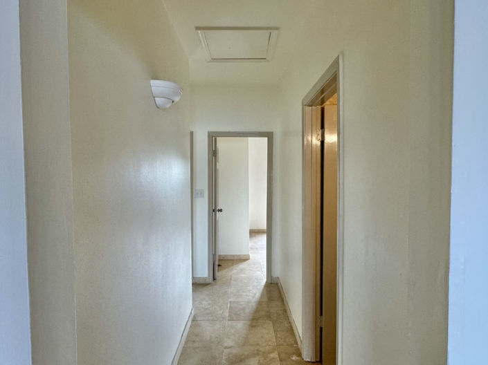 Image No.15-3 Bed Property for sale