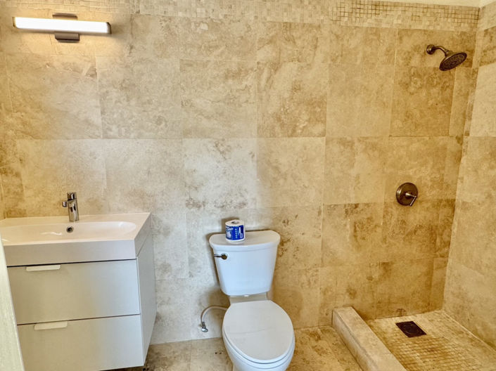 Image No.21-3 Bed Property for sale