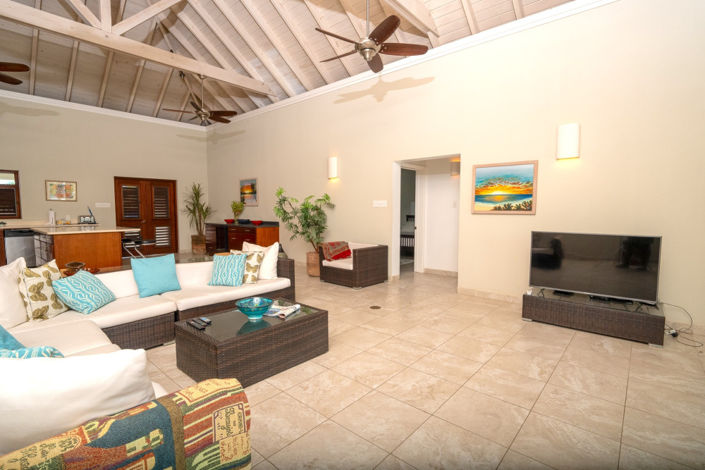 Image No.10-3 Bed Villa for sale