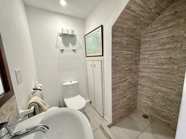 Image No.12-2 Bed Villa for sale