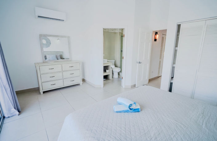 Image No.13-2 Bed Villa for sale