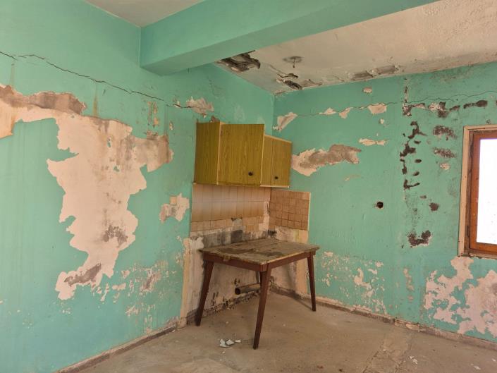 Image No.11-12 Bed Commercial for sale