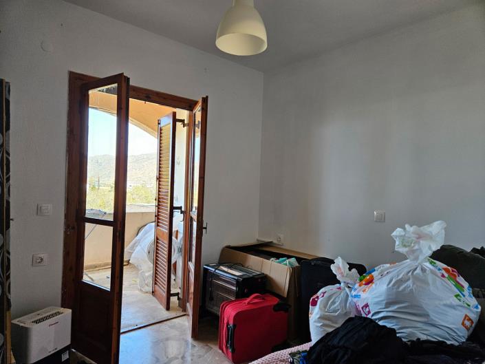 Image No.16-12 Bed Commercial for sale