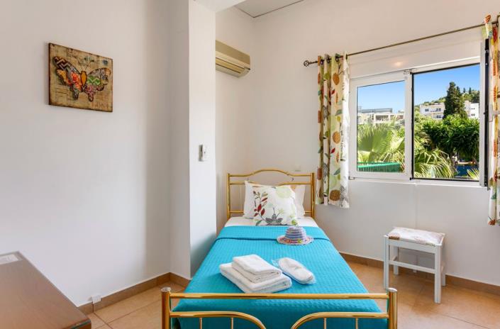 Image No.9-5 Bed House/Villa for sale