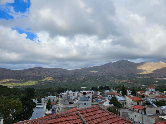 Image No.30-2 Bed Village House for sale