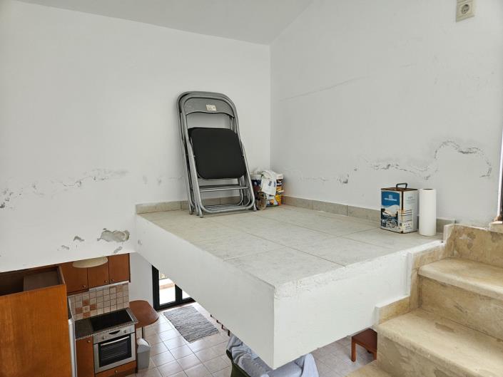 Image No.25-3 Bed Maisonette for sale