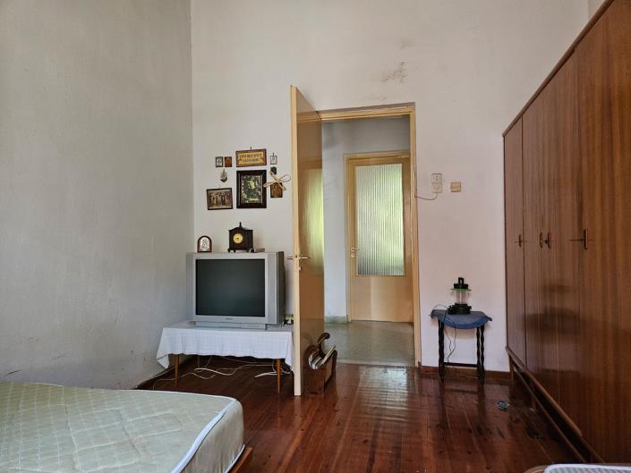 Image No.11-3 Bed Village House for sale