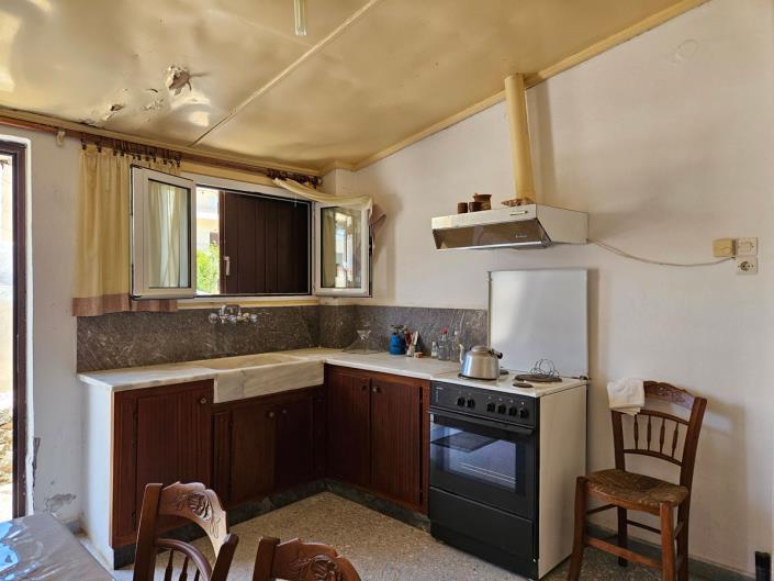 Image No.16-3 Bed Village House for sale