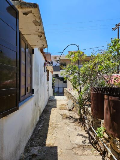 Image No.18-3 Bed Village House for sale