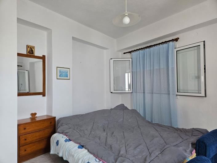 Image No.15-1 Bed Semi-Detached for sale