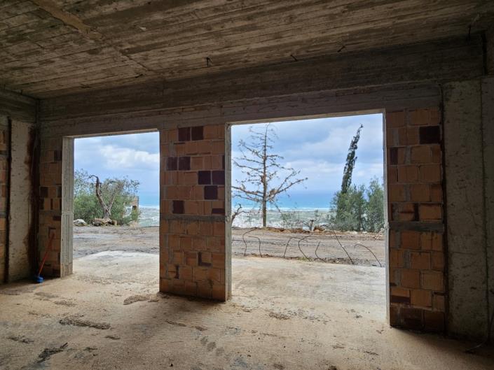 Image No.5-2 Bed House for sale