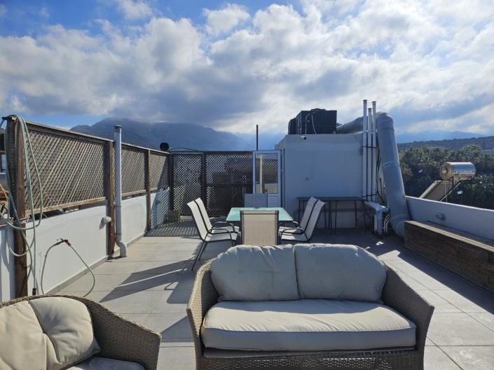 Image No.21-2 Bed Apartment for sale