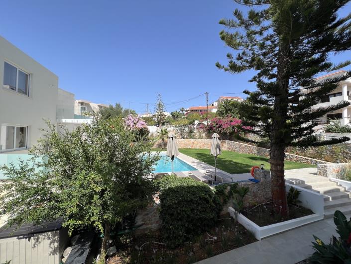 Image No.2-10 Bed Hotel for sale