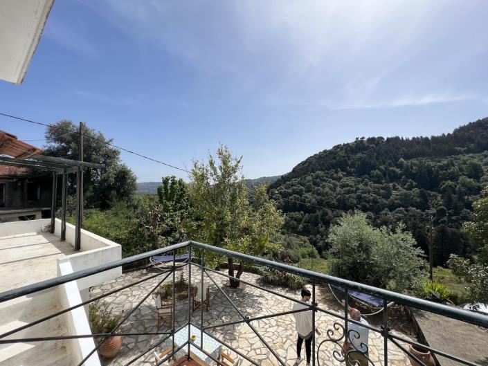 Image No.19-3 Bed House for sale