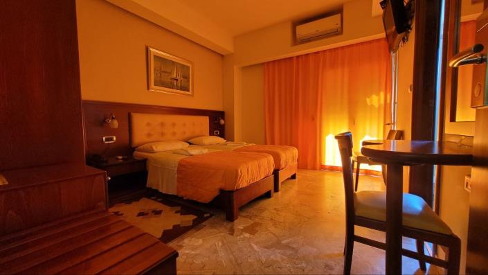 Image No.27-9 Bed Hotel for sale