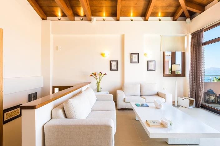 Image No.9-16 Bed Hotel for sale