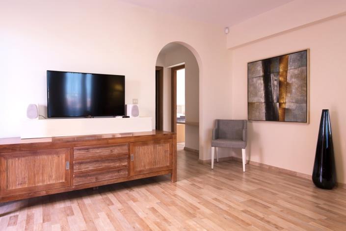 Image No.22-16 Bed Hotel for sale