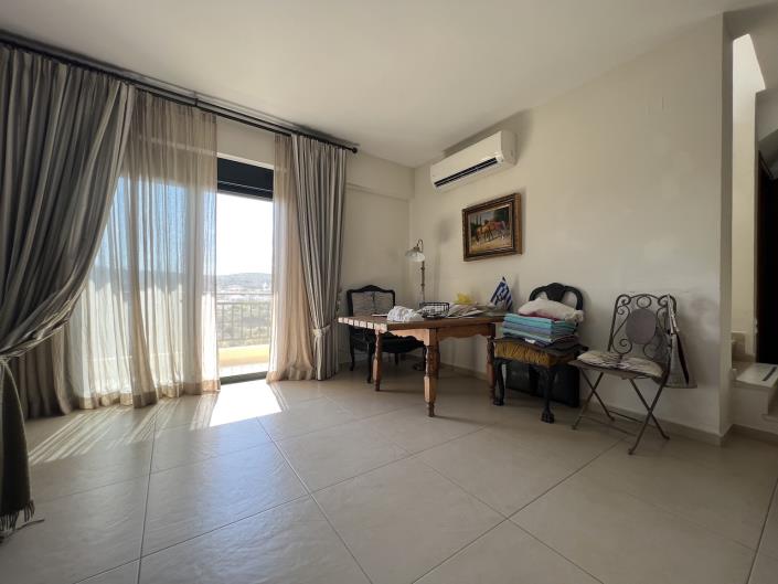 Image No.10-4 Bed House/Villa for sale