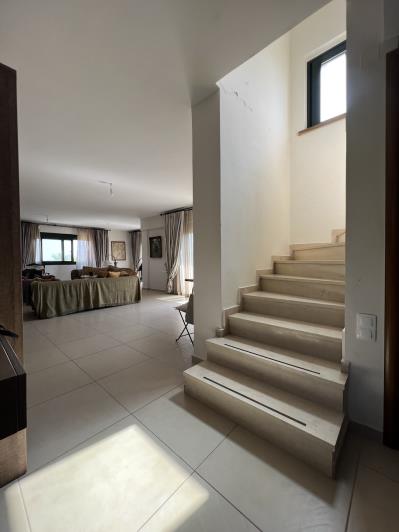 Image No.11-4 Bed House/Villa for sale