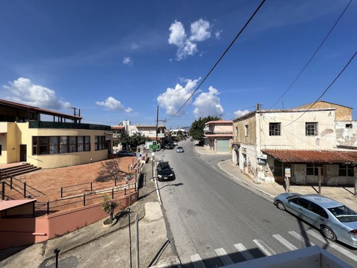 Image No.12-6 Bed House for sale