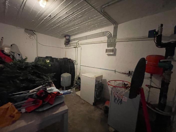 Image No.19-3 Bed Maisonette for sale