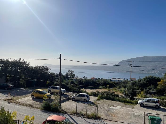 Image No.22-3 Bed Maisonette for sale