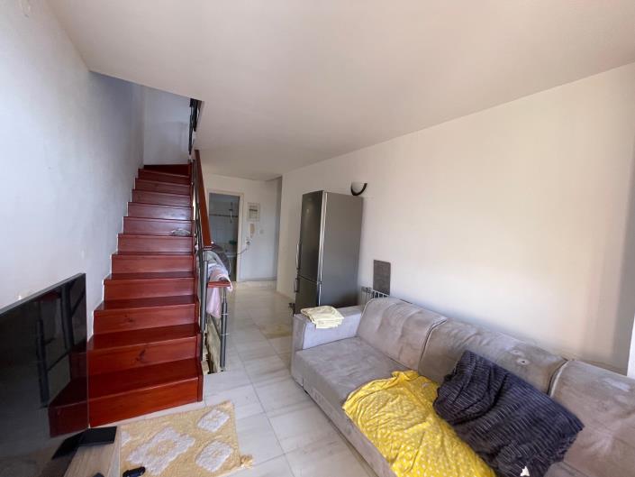 Image No.23-3 Bed Maisonette for sale