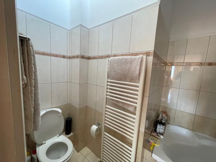 Image No.24-3 Bed Maisonette for sale