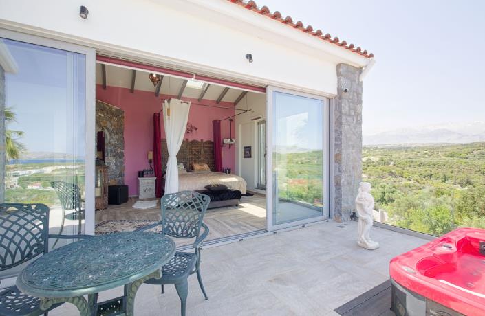 Image No.19-5 Bed Villa for sale