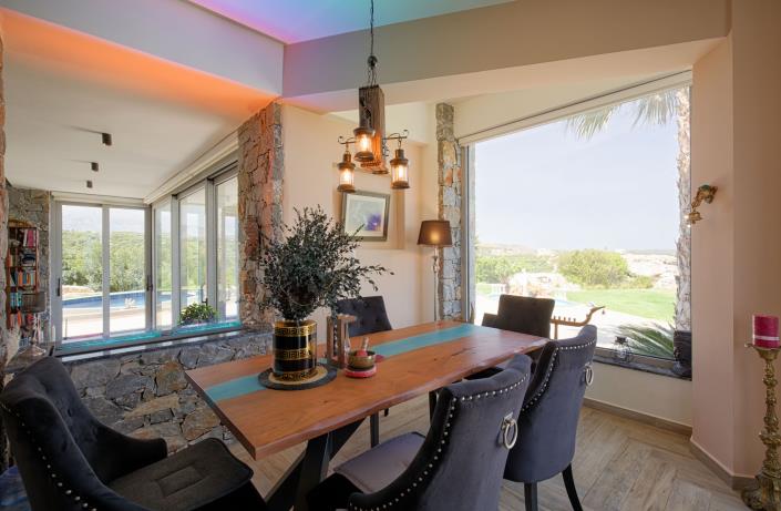 Image No.21-5 Bed Villa for sale