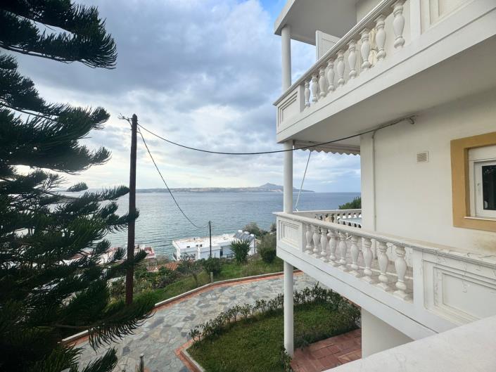 Image No.29-11 Bed Hotel for sale