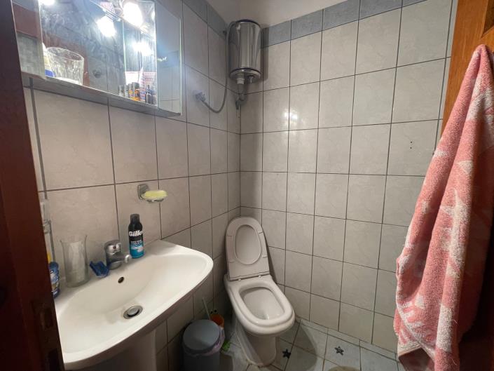 Image No.10-2 Bed Townhouse for sale