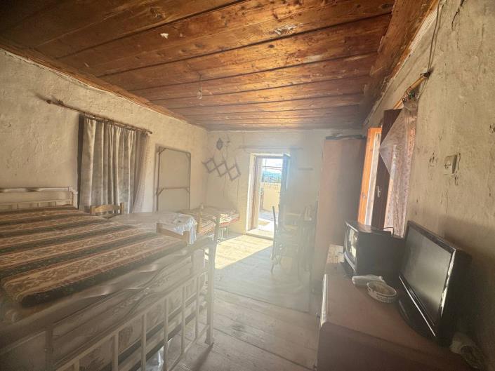 Image No.39-3 Bed House for sale