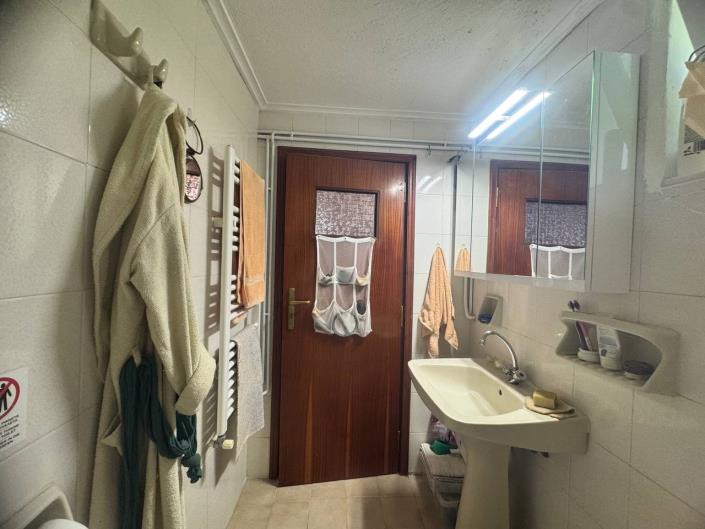 Image No.29-2 Bed House for sale