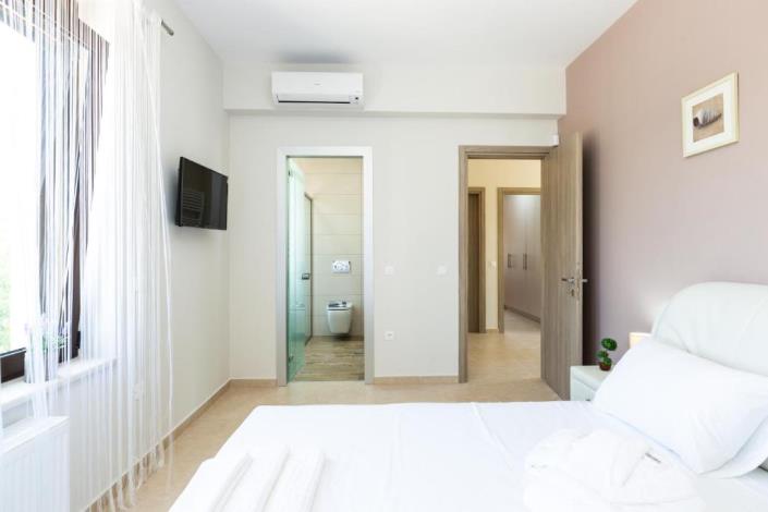 Image No.22-5 Bed House/Villa for sale