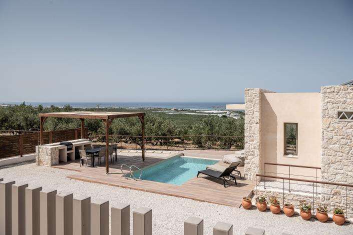 Image No.8-2 Bed Villa for sale