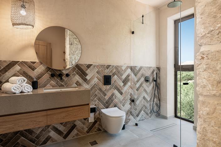 Image No.10-2 Bed Villa for sale