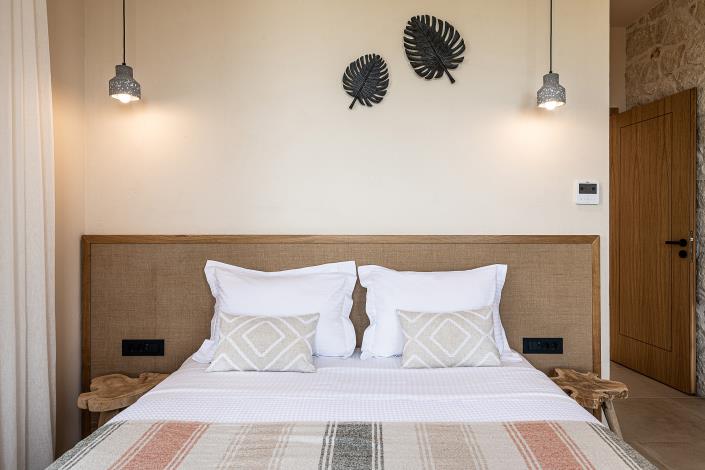 Image No.13-2 Bed Villa for sale