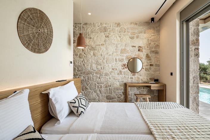 Image No.19-2 Bed Villa for sale