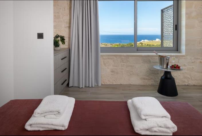 Image No.9-4 Bed Villa for sale